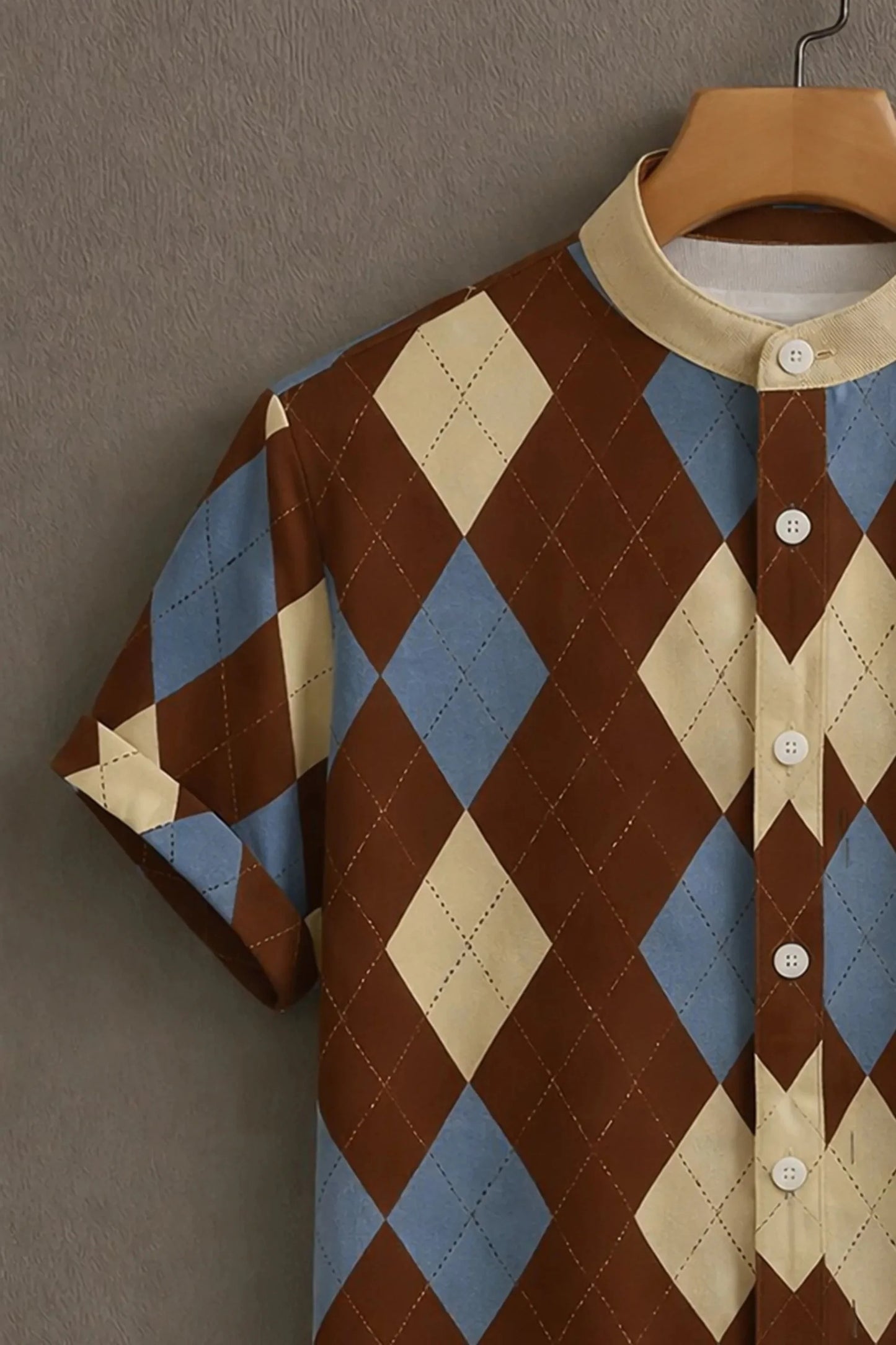 Men’s Argyle Pattern Shirt – Vintage Diamond Print Mandarin Collar Shirt